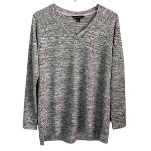 Banana Republic | NWOT Black & Gray Marled V-neck Long Sleeve Tunic Tee Medium